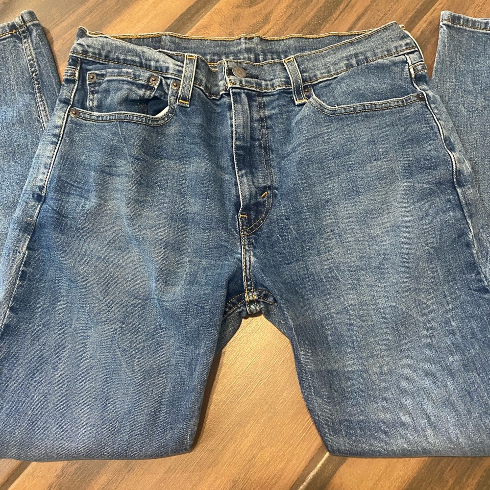 Men’s Levi Jeans